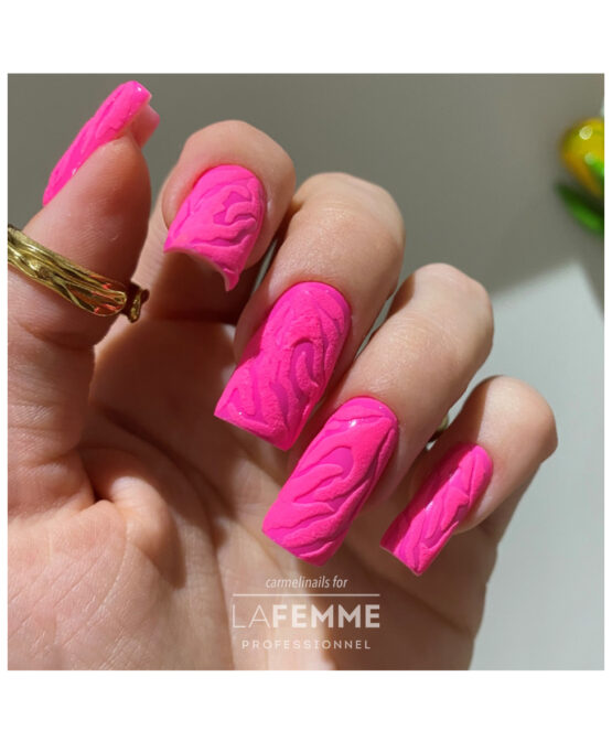 Nailart zebrata estiva fucsia effetto zucchero