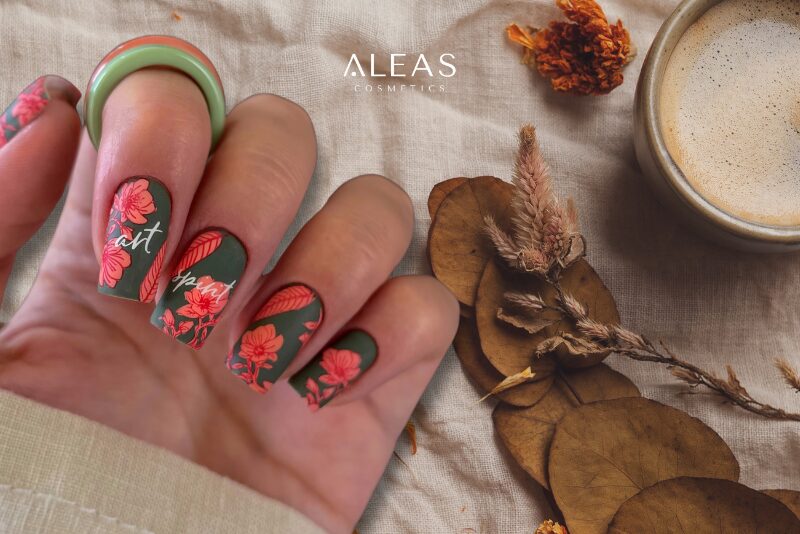 Nail Art Floreale Autunnale con la Tecnica dello Stamping